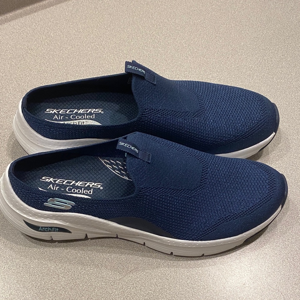 Skechers Womens Blue Arch Fit Slip-Ons